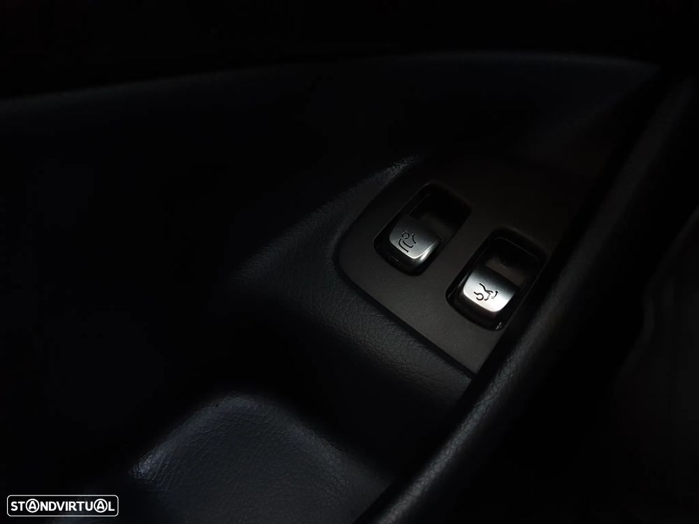 Mercedes-Benz E 350 D 9G-TRONIC AMG Line - 30