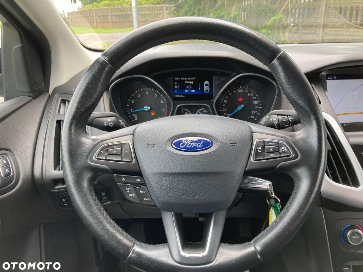 Ford Focus - 25