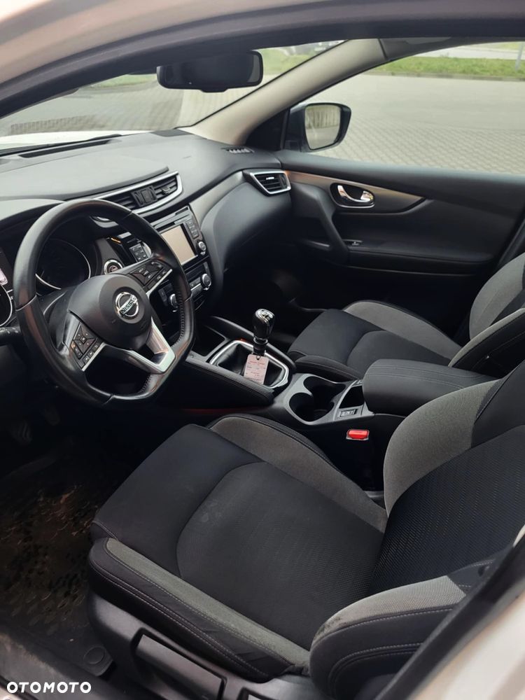Nissan Qashqai 1.2 DIG-T N-Connecta - 10