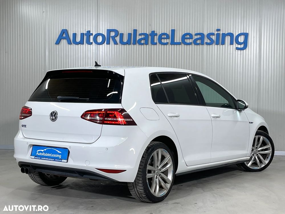 Volkswagen Golf 1.4 GTE Plug-In-Hybrid DSG - 4
