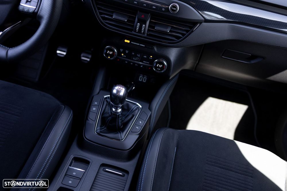 Ford Focus 2.3 EcoBoost S&S ST - 15