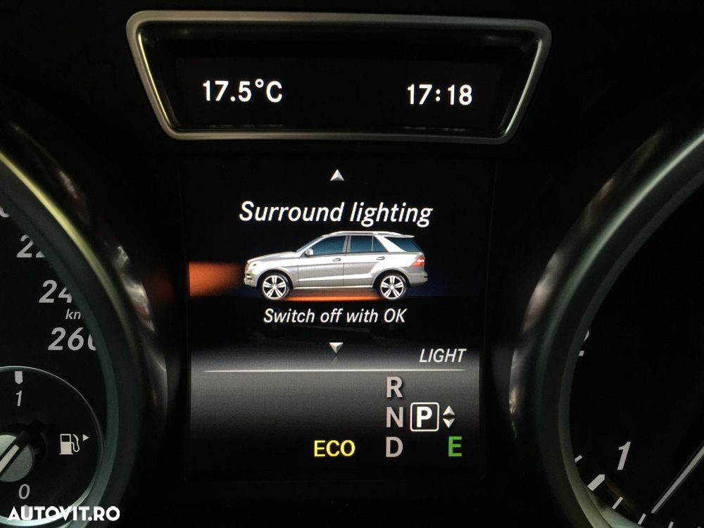 Mercedes-Benz ML 250 BlueTEC 4MATIC 7G-TRONIC - 36