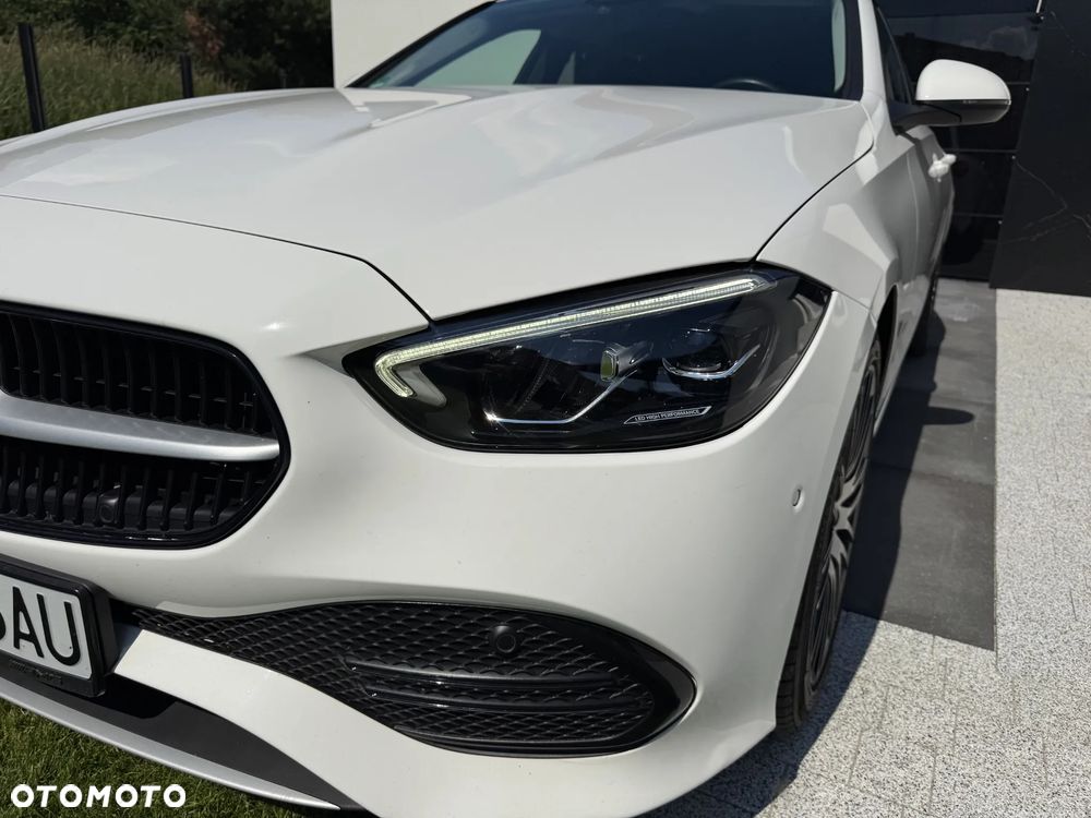 Mercedes-Benz Klasa C 200 d mHEV - 19