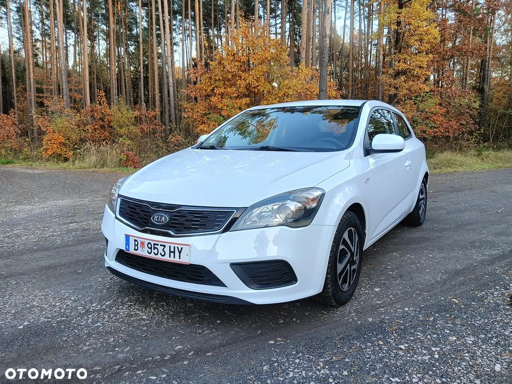 Kia Proceed