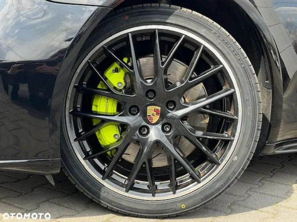 Porsche Panamera - 16