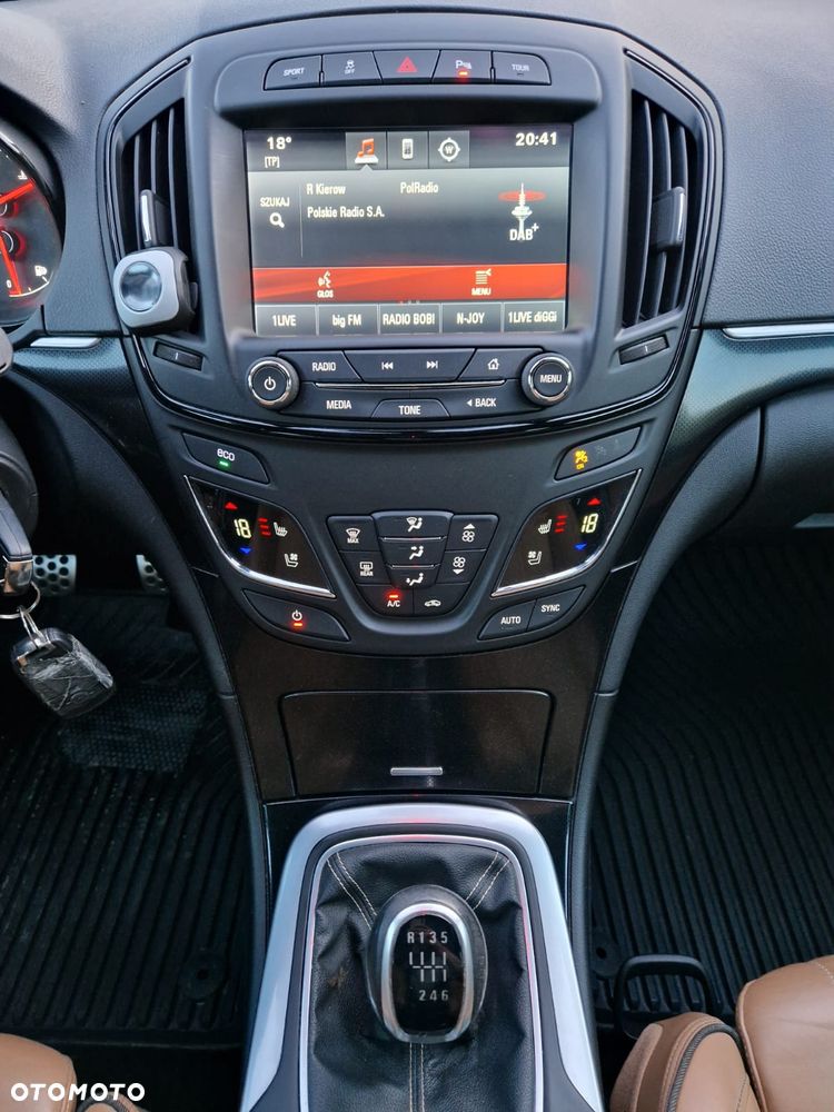 Opel Insignia - 24
