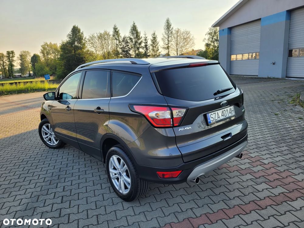 Ford Kuga - 34