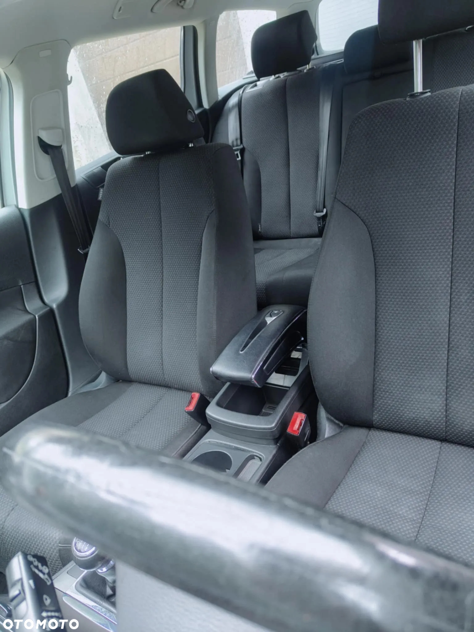 Volkswagen Passat - 10