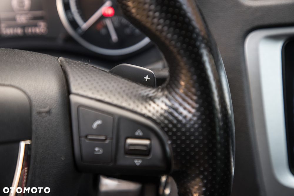 Skoda Octavia 2.0 TSI DSG RS - 24