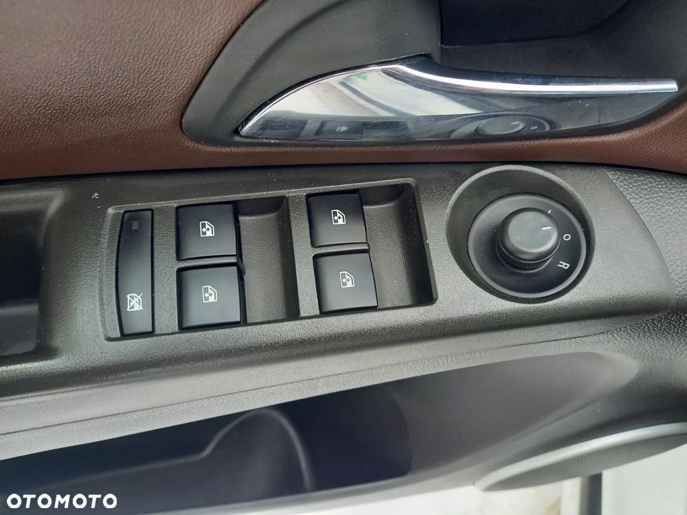 Chevrolet Cruze 1.4 T LT+ - 27