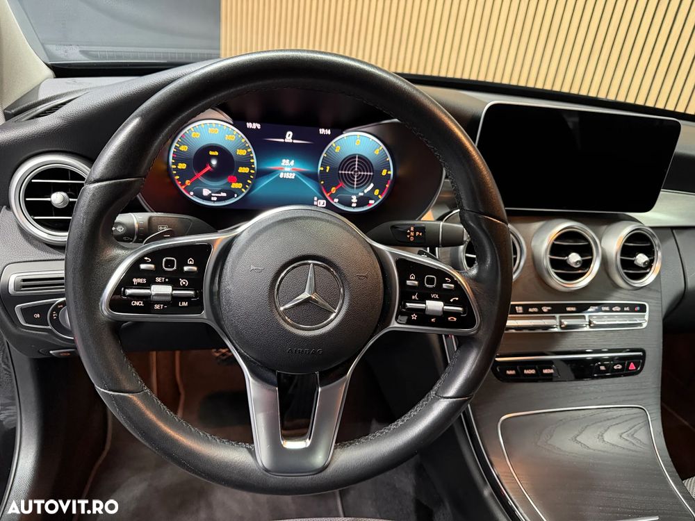 Mercedes-Benz C - 11