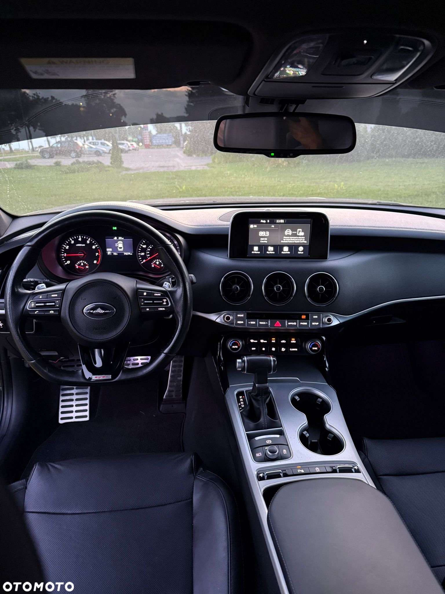 Kia Stinger - 12