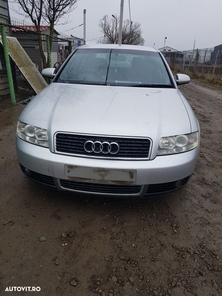 Dezmembram Audi A4 1.9TDI - 4