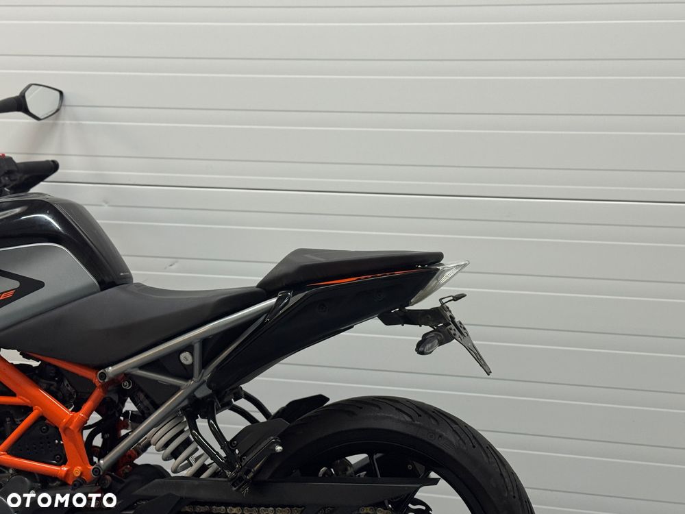 KTM Duke - 17