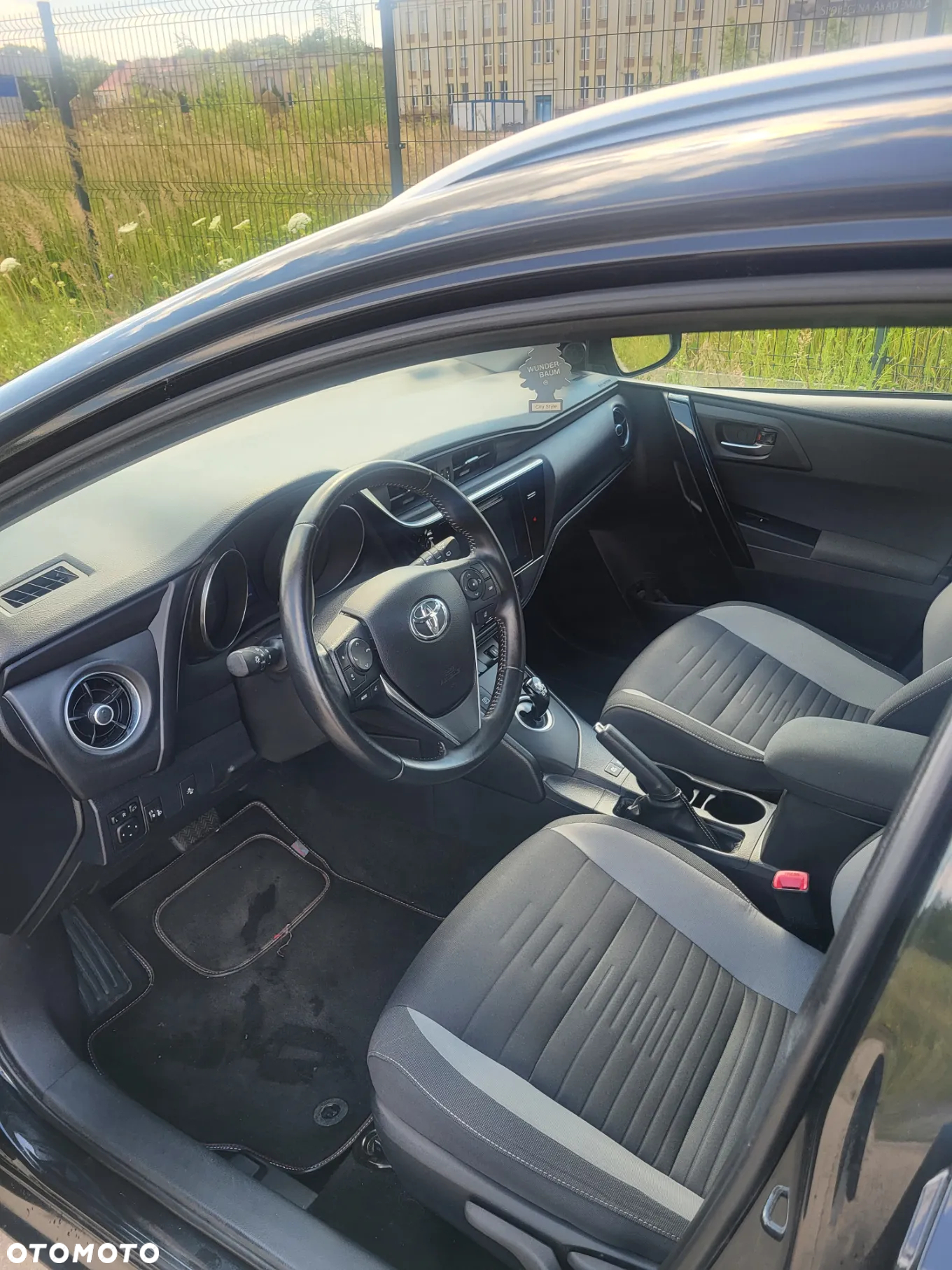 Toyota Auris 1.8 VVT-i Hybrid Automatik Comfort - 8