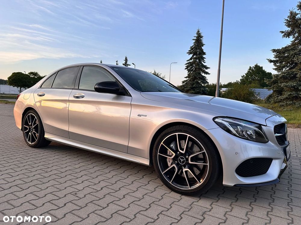 Mercedes-Benz Klasa C AMG 43 4Matic 9G-TRONIC - 2