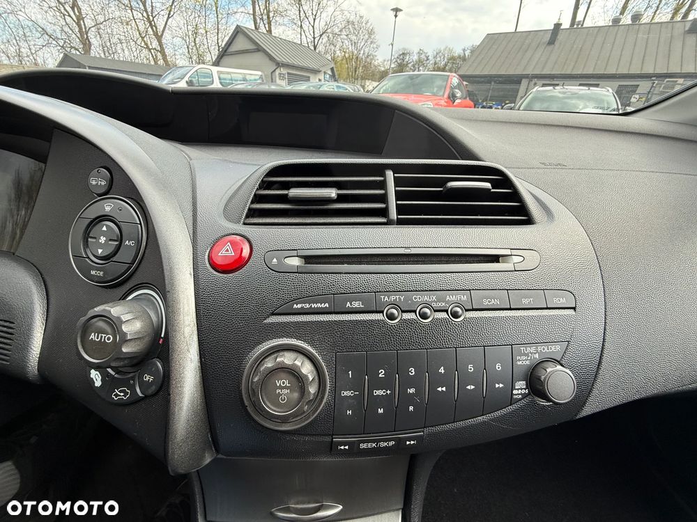 Honda Civic 1.8i-VTEC Sport - 13