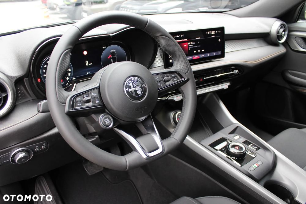 Alfa Romeo Tonale 1.6 JTD Ti DCT - 12