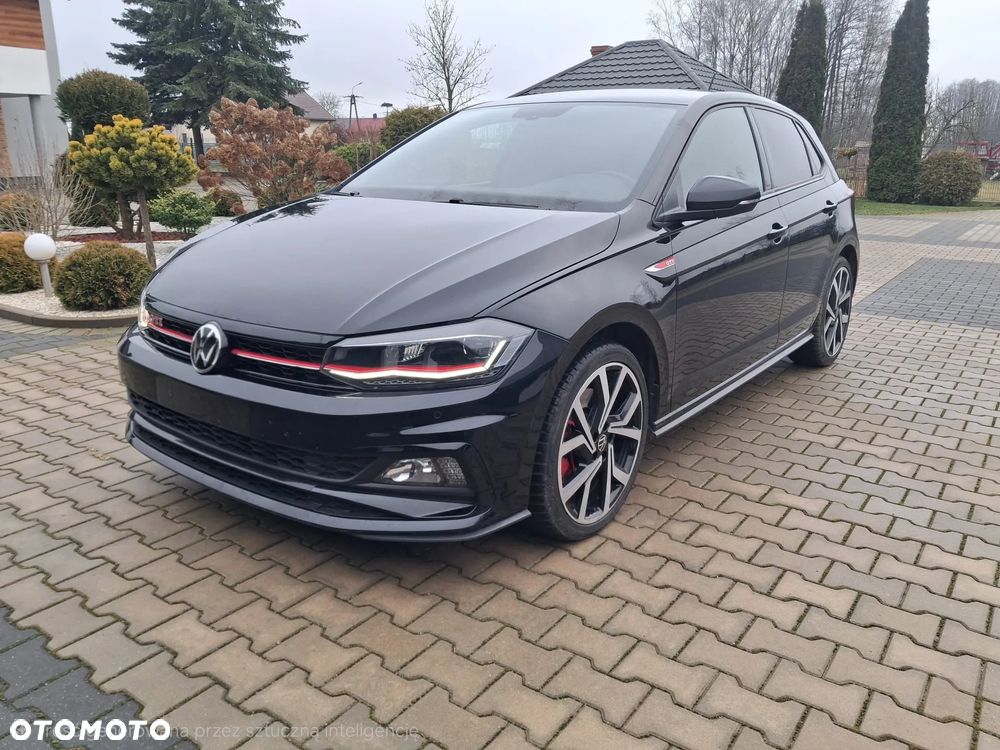 Volkswagen Polo 2.0 TSI DSG GTI - 1