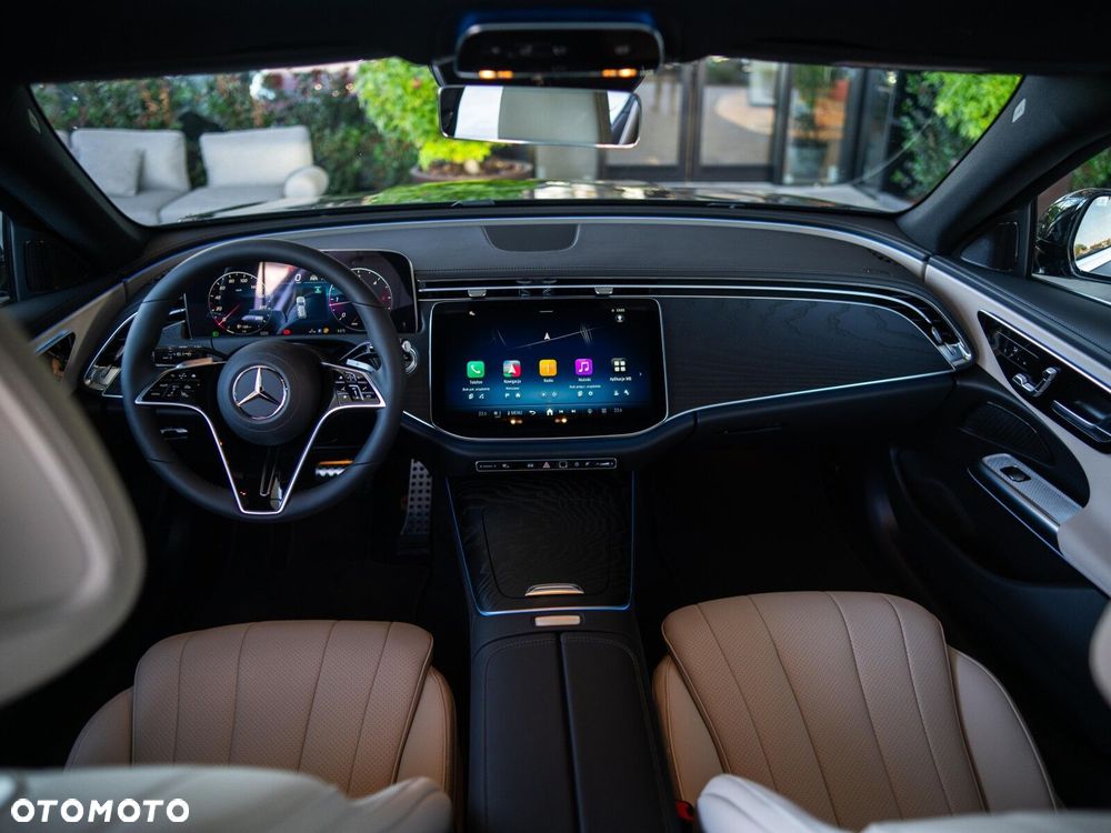 Mercedes-Benz Klasa E - 24