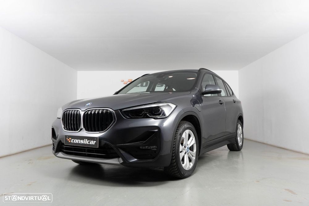 BMW X1 25 e xDrive Corporate Edition - 9