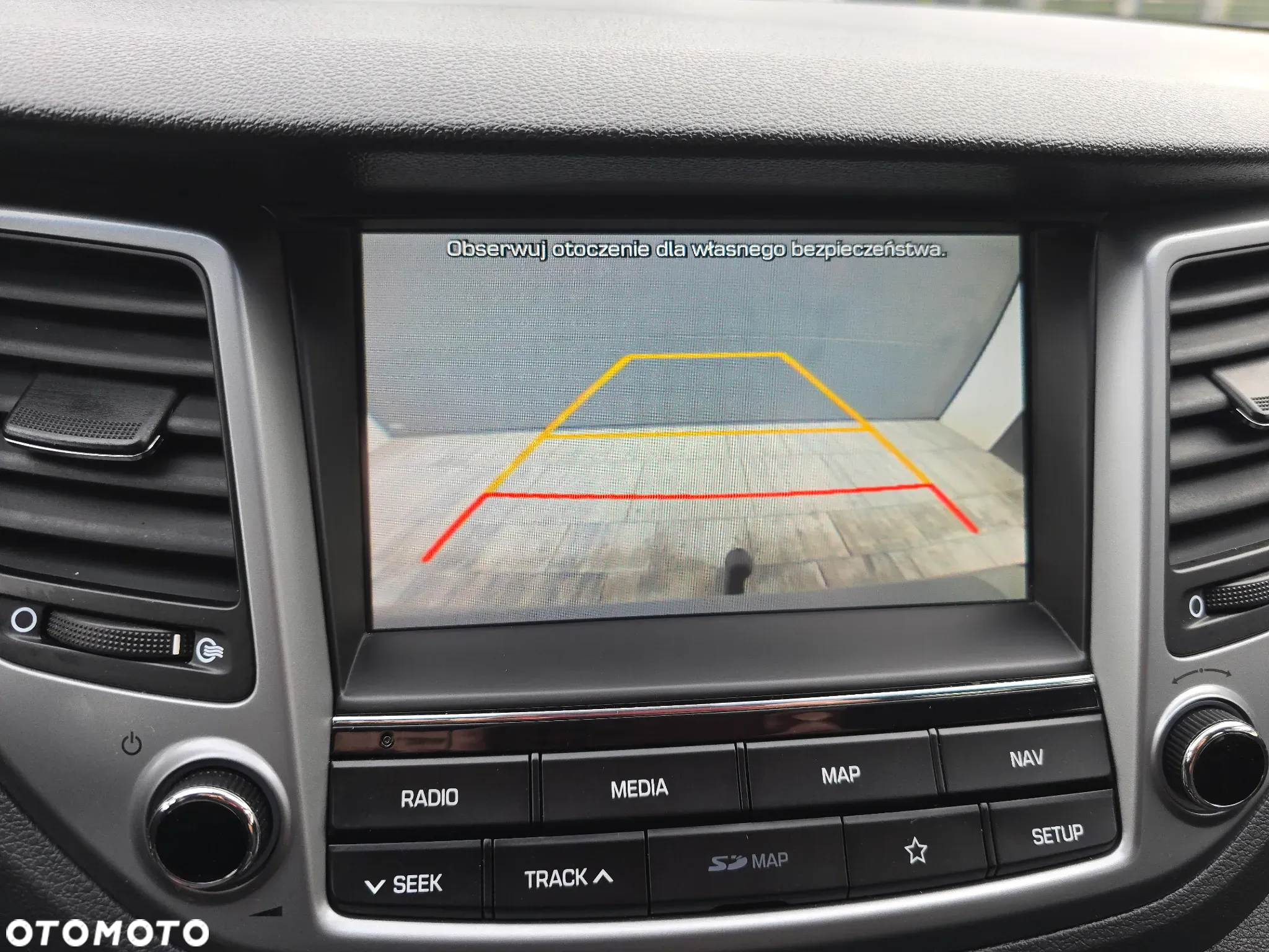 Hyundai Tucson 1.6 GDi 2WD Select - 16