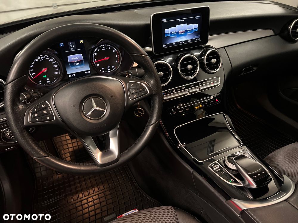 Mercedes-Benz Klasa C 180 9G-TRONIC - 27