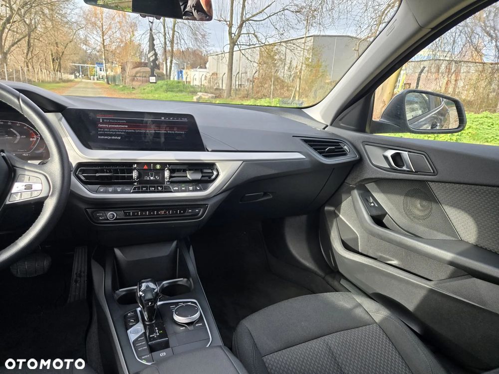 BMW Seria 1 118i Advantage - 15