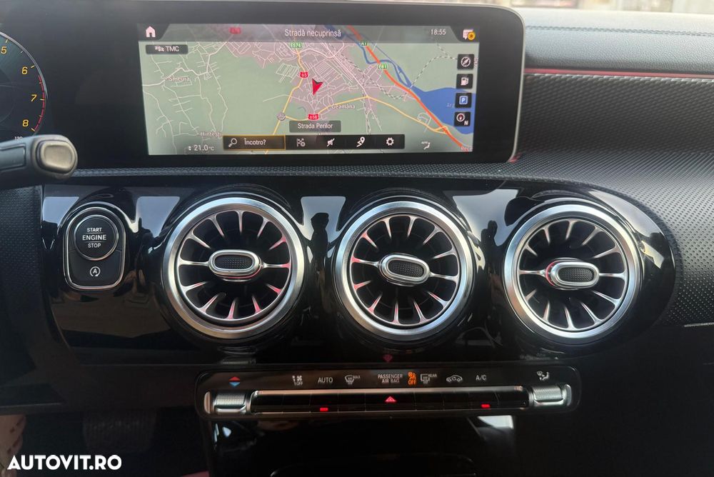 Mercedes-Benz CLA 180 7G-DCT Progressive - 33