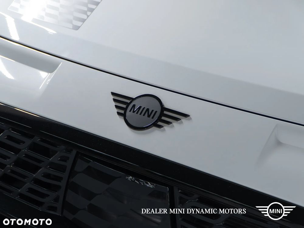 MINI Countryman S ALL4 John Cooper Works Trim - 11