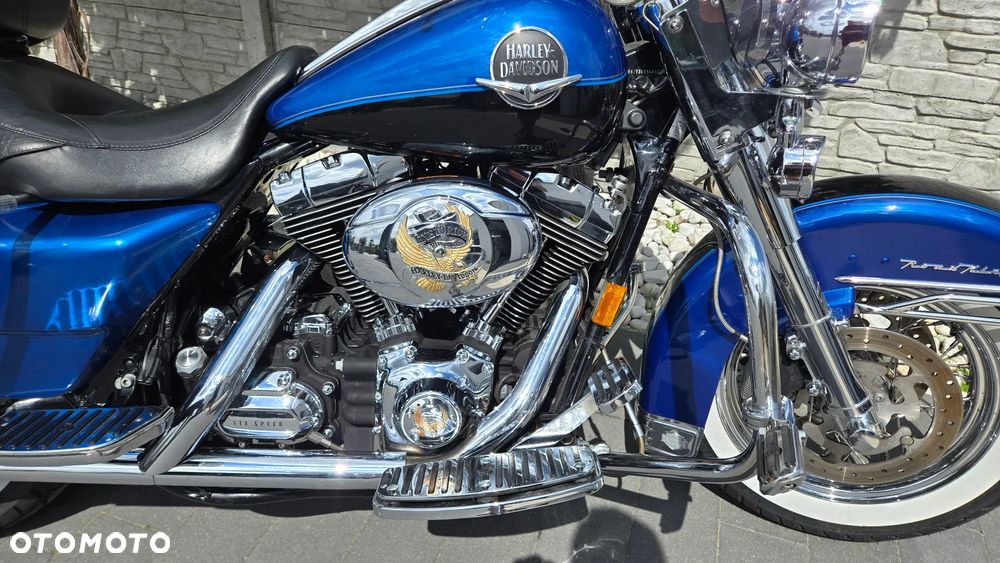 Harley-Davidson Touring Road King - 11