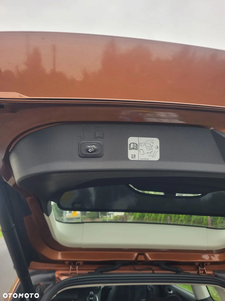 Ford Kuga 1.5 EcoBoost 2x4 Titanium - 8