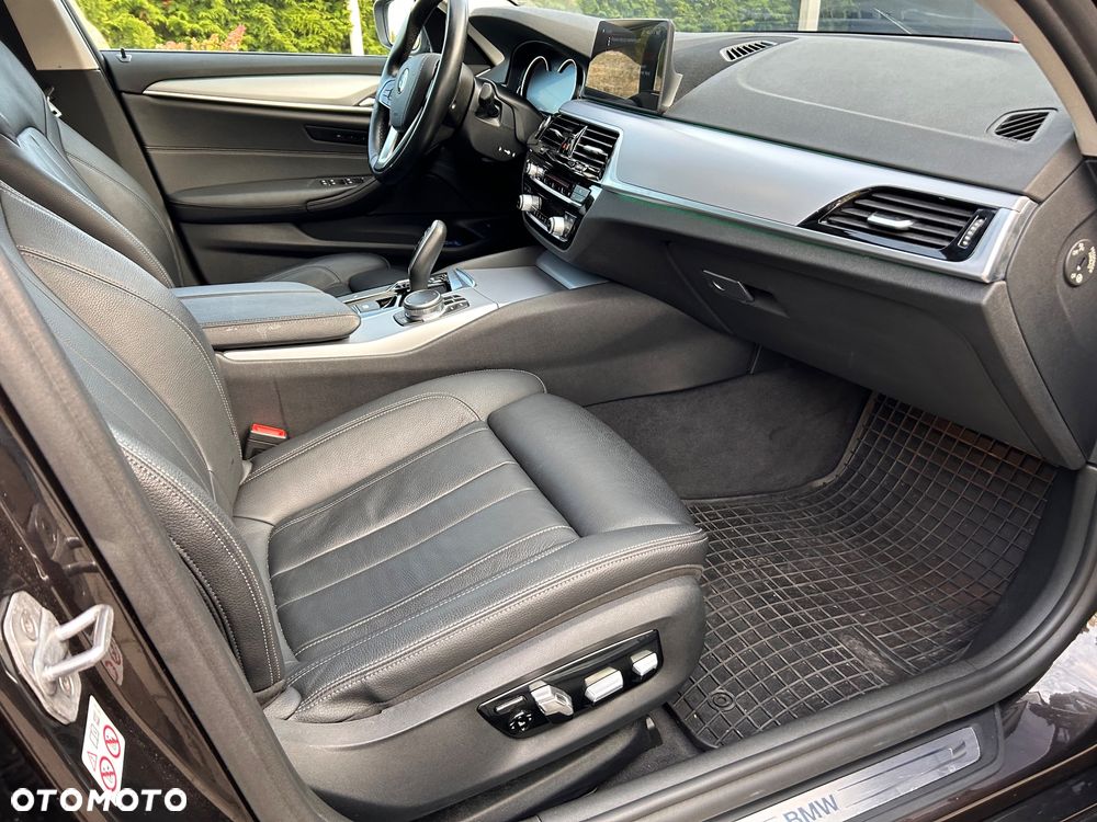 BMW Seria 5 520d Efficient Dynamics Edition Luxury Line - 12