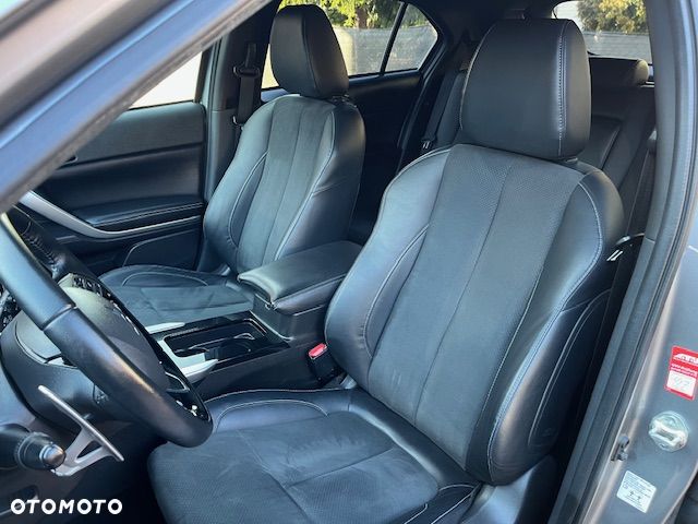 Mitsubishi Eclipse Cross 4WD Intro Edition - 24