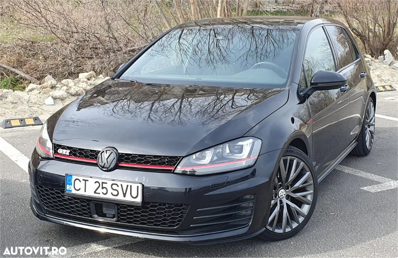 Volkswagen Golf 2.0 TSI BMT DSG GTI - 1