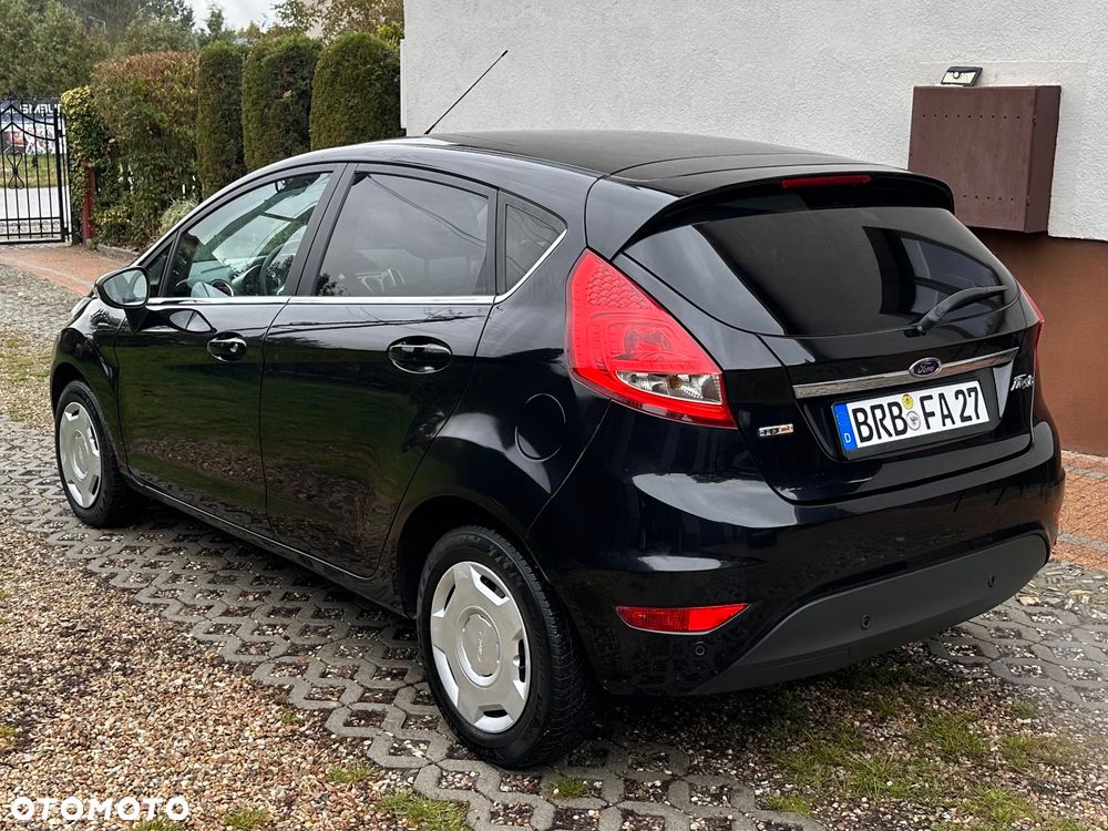 Ford Fiesta 2011 photo 5