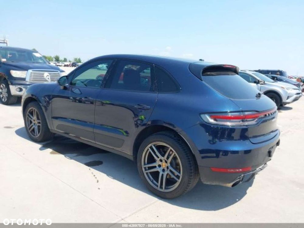 Porsche Macan - 2