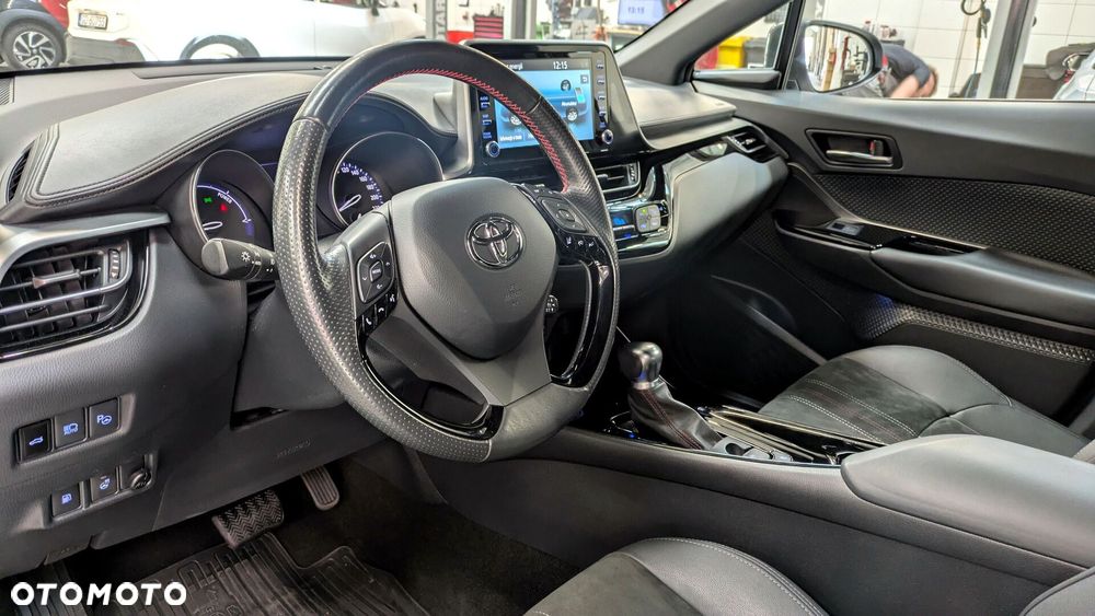 Toyota C-HR 2.0 Hybrid GR Sport - 8