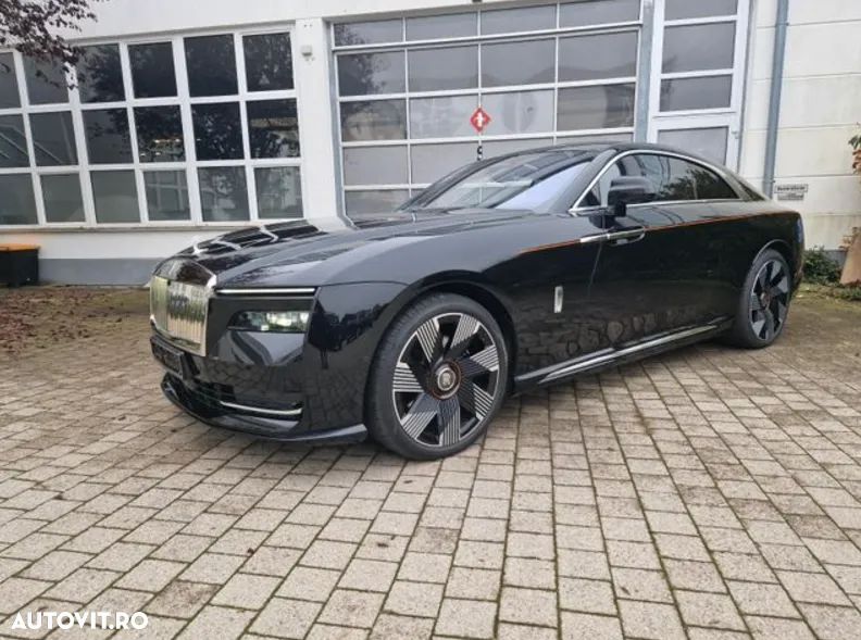 Rolls-Royce Spectre - 1