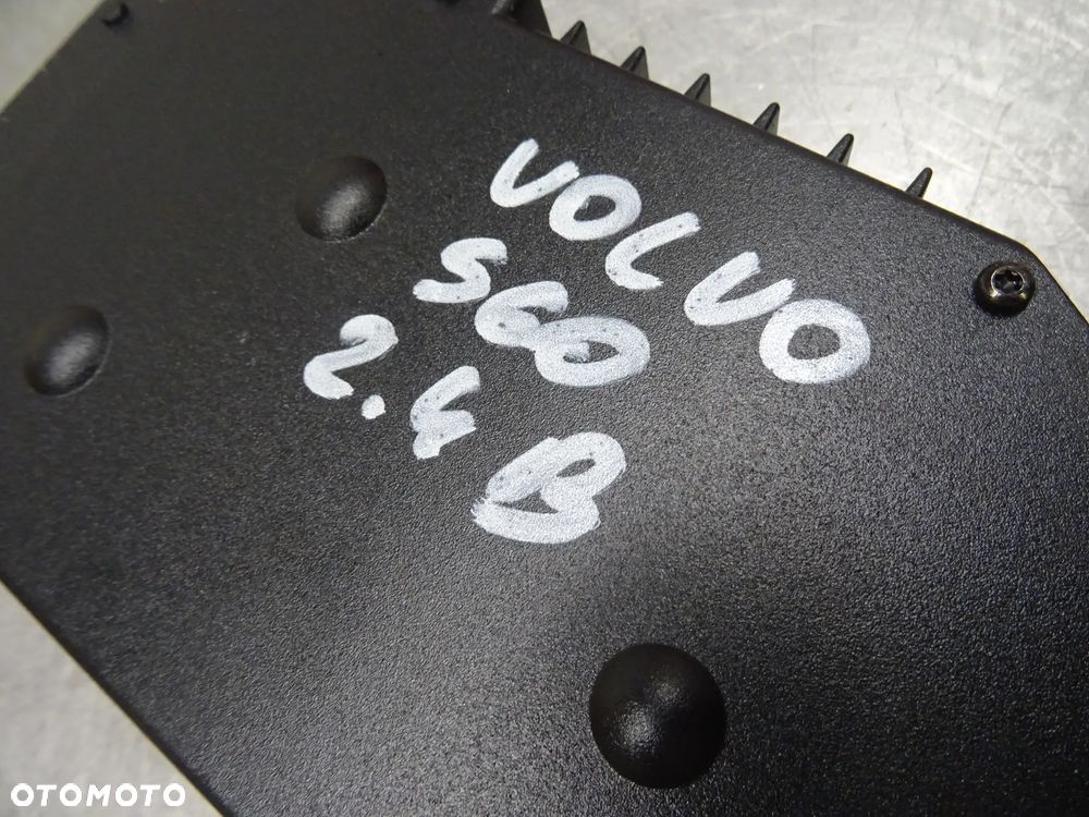 VOLVO S60 LIFT 2.4B WZMACNIACZ AUDIO RADIA 30752259 - 2