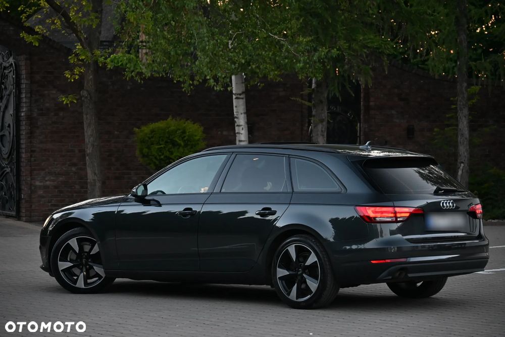 Audi A4 Avant - 13