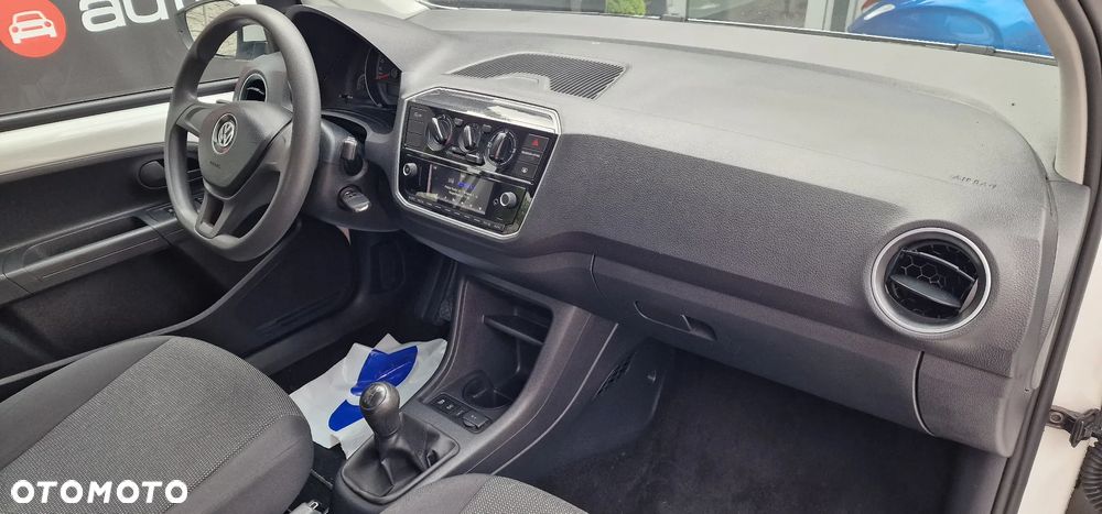 Volkswagen up! (BlueMotion Technology) move - 13