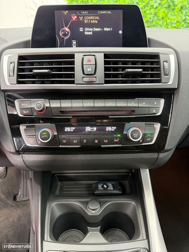 BMW 220 d Coupe Pack M - 11