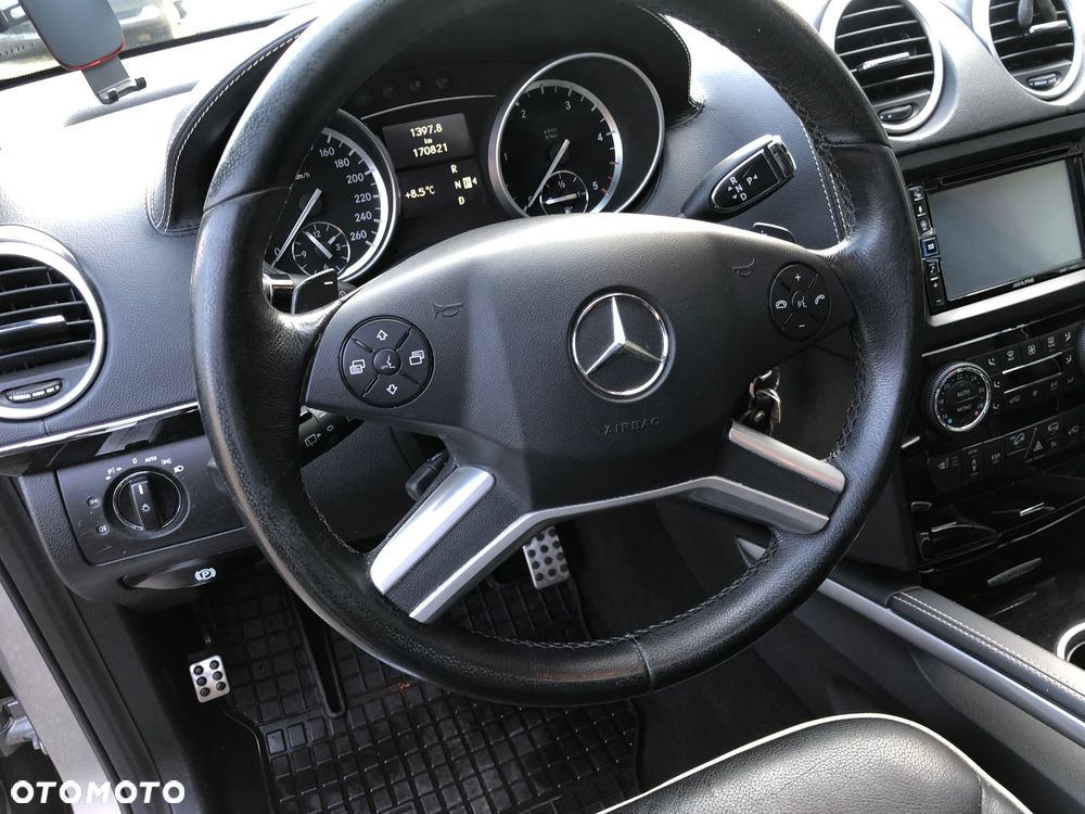 Mercedes-Benz ML 350 BlueTEC 4Matic 7G-TRONIC DPF Grand Edition - 25