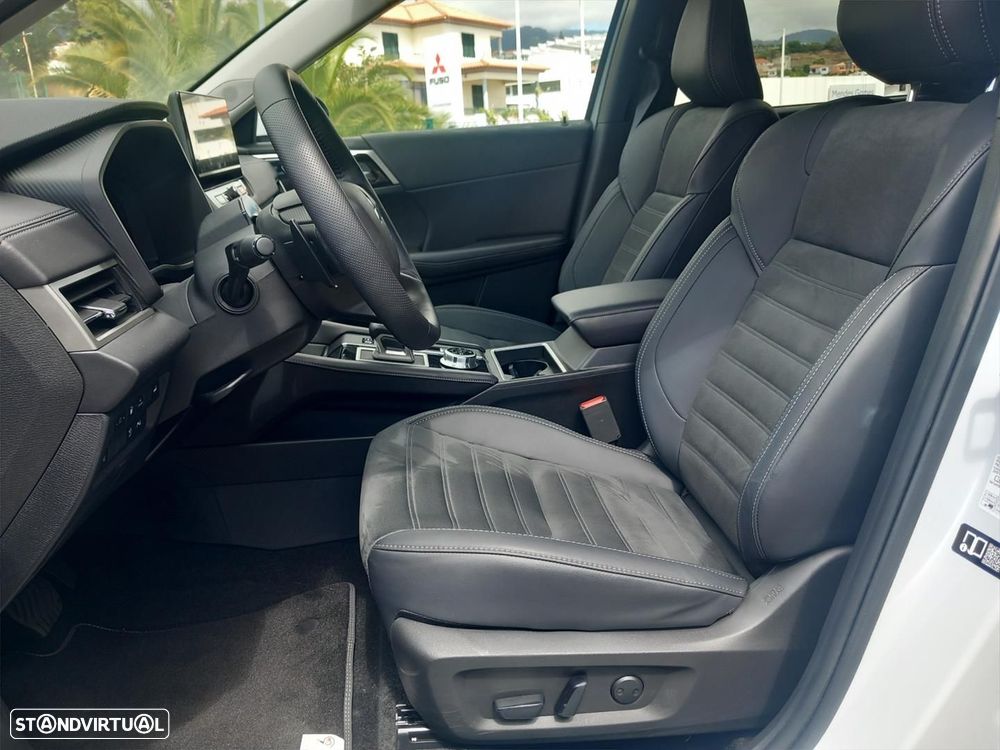 Mitsubishi Outlander 2.4 PHEV Intense - 9