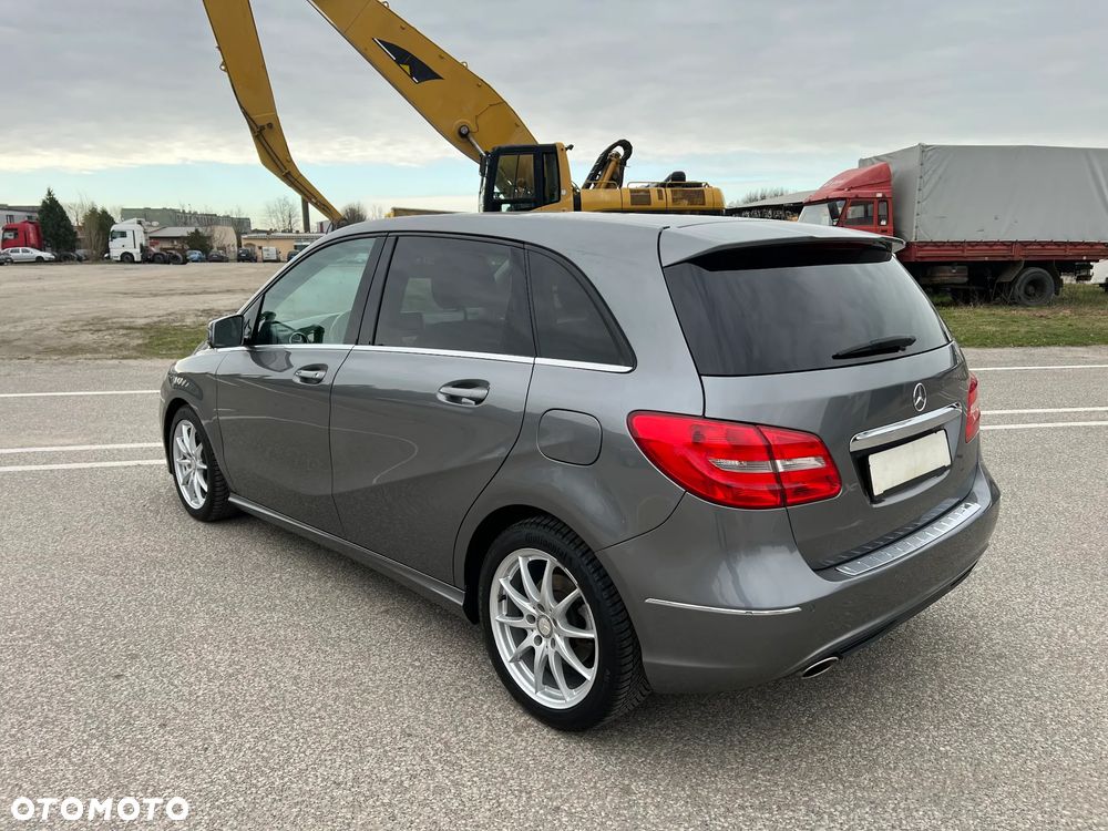 Mercedes-Benz Klasa B 180 (CDI) d BlueEff Edition - 38