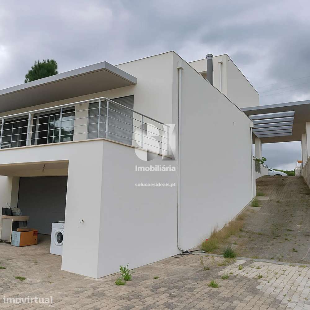 Moradia Isolada T4 - Grande imagem: 3/18