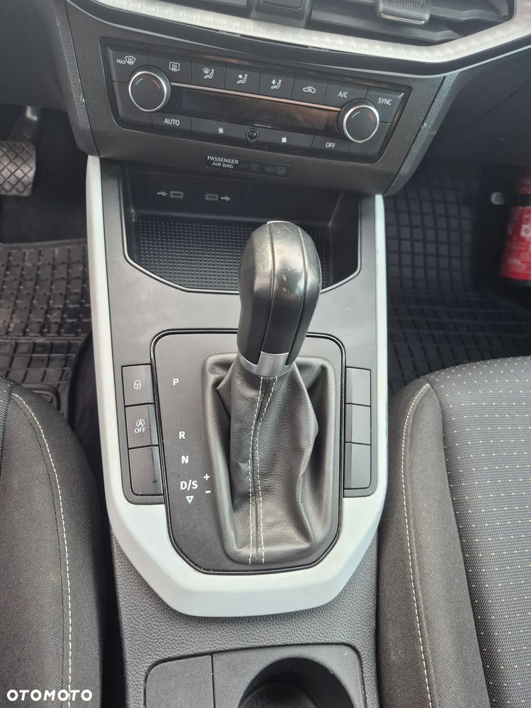Seat Arona 1.0 TSI Xcellence S&S DSG - 24