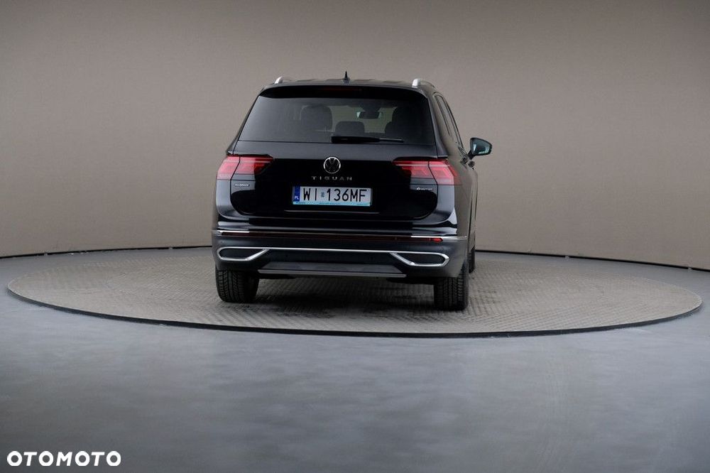 Volkswagen Tiguan Allspace 2.0 TSI 4Mot Elegance DSG - 5