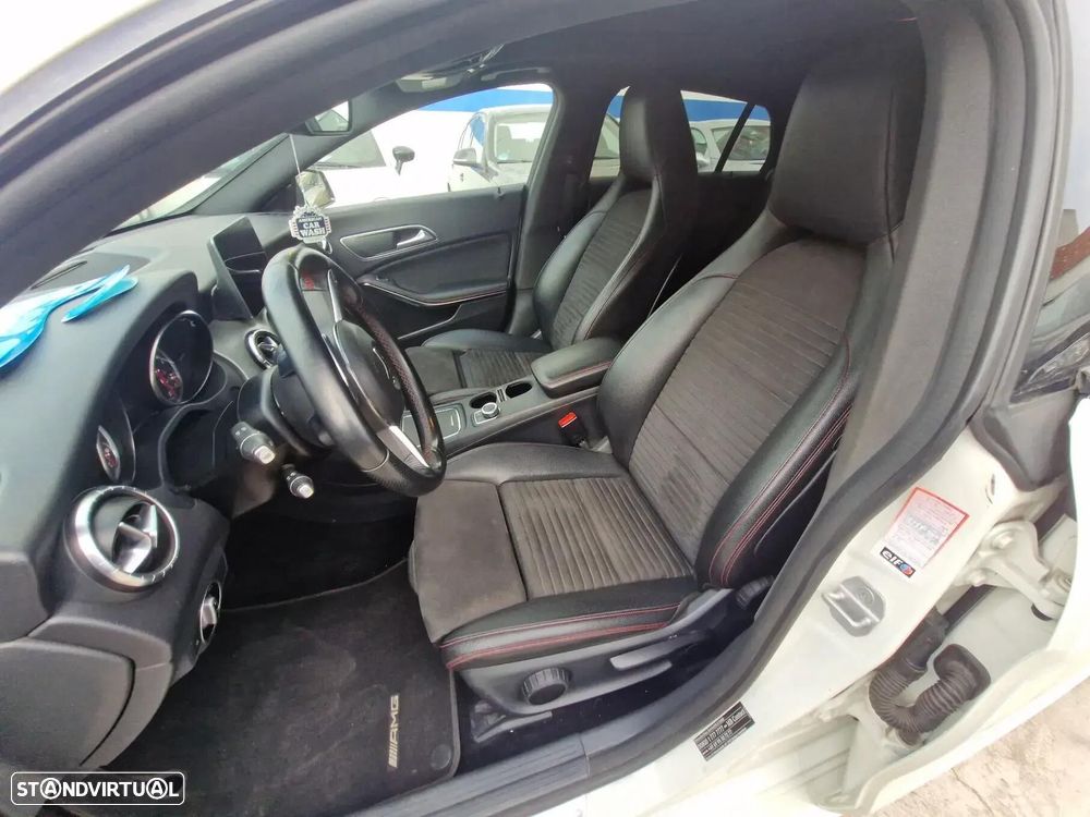 Mercedes-Benz CLA 180 - 11